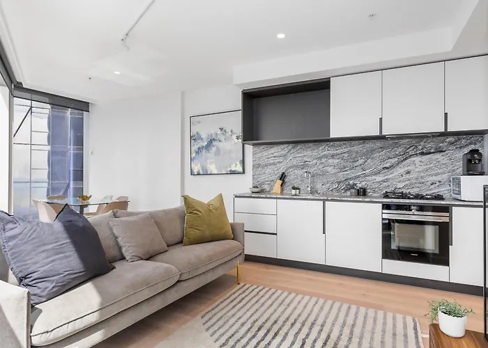 Brand New Apt Best Cbd Area Lvl 59 W Views!